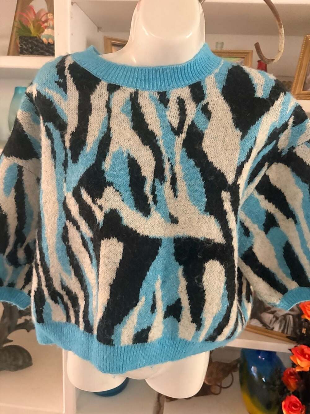 Zara Animal Jacquard Knit Sweater Size S Blue Zebra Crop Crewneck